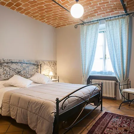 Farm stay La Giribaldina Winery & Farmhouse *
