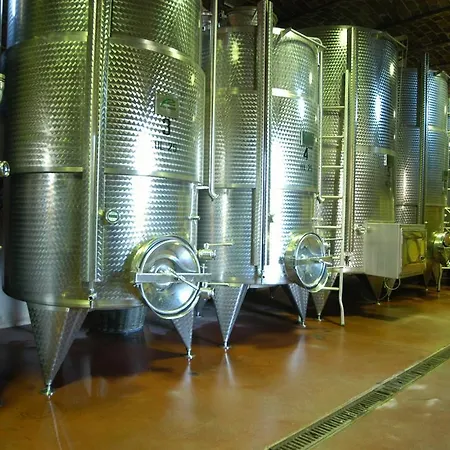 Feriegård La Giribaldina Winery & *
