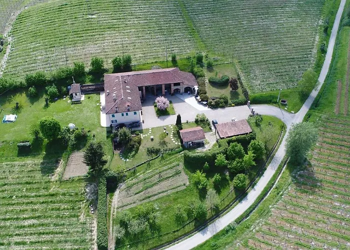 팜스테이 La Giribaldina Winery & 칼라만드라나